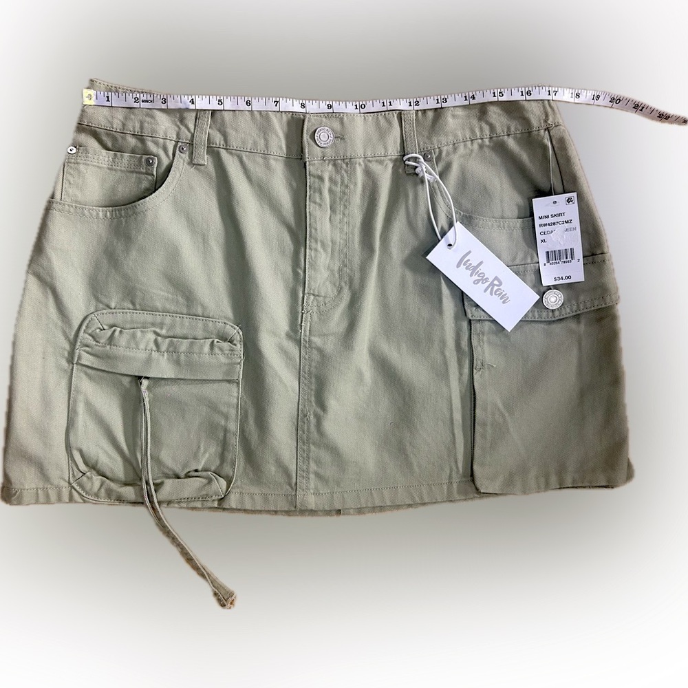 NWT Indigo Rein SZ XL Khaki/greenish cargo mini skirt/waist 34”- 40”/ 17”-20” - Picture 5 of 7